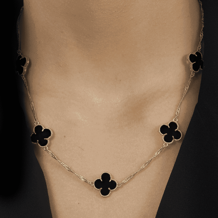 Colar Dourado 5 Trevos Preto - Imagem 2