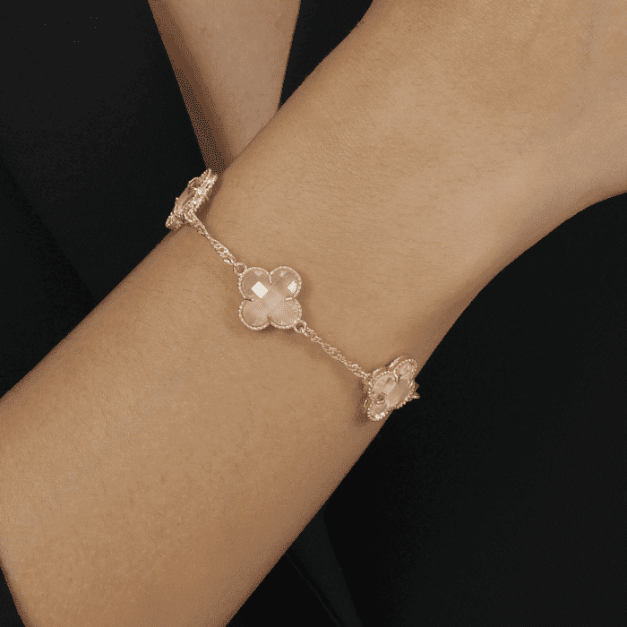 Pulseira Trevos Van Cleef Preta - Imagem 4