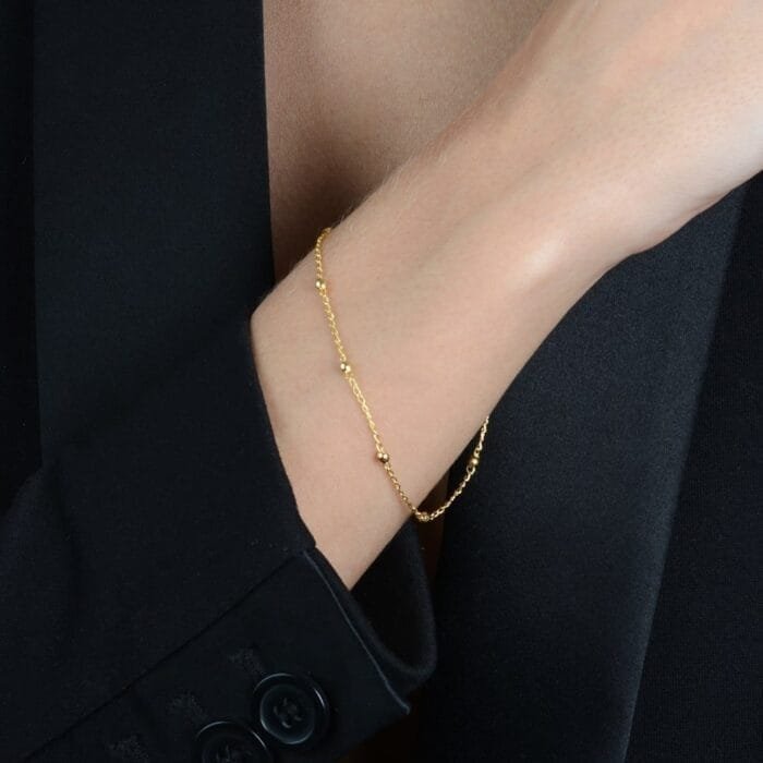 Pulseira Dourada de Bolinhas Delicada - Imagem 2
