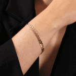Pulseira Dourada de Seta - Imagem 2