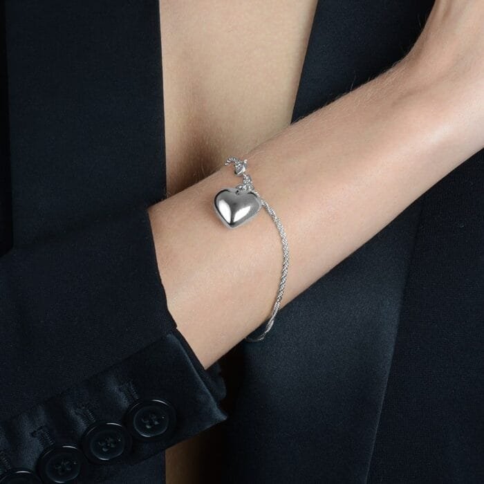 Pulseira Prateada de Cordão Baiano com Coração - Imagem 2