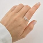 Anel Oval Cristal Cravejado de Prata 925 - Imagem 2