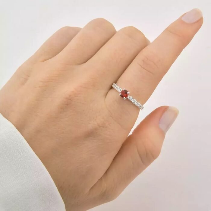 Anel Coração Rubi  na Prata 925 com Zircônias - Imagem 2