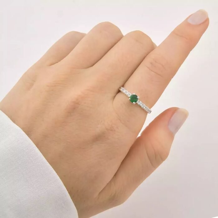 Anel Coração Verde com Zircônias na Prata 925 - Imagem 2