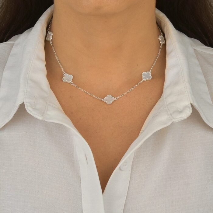 Choker 5 Trevos Branco - Imagem 2
