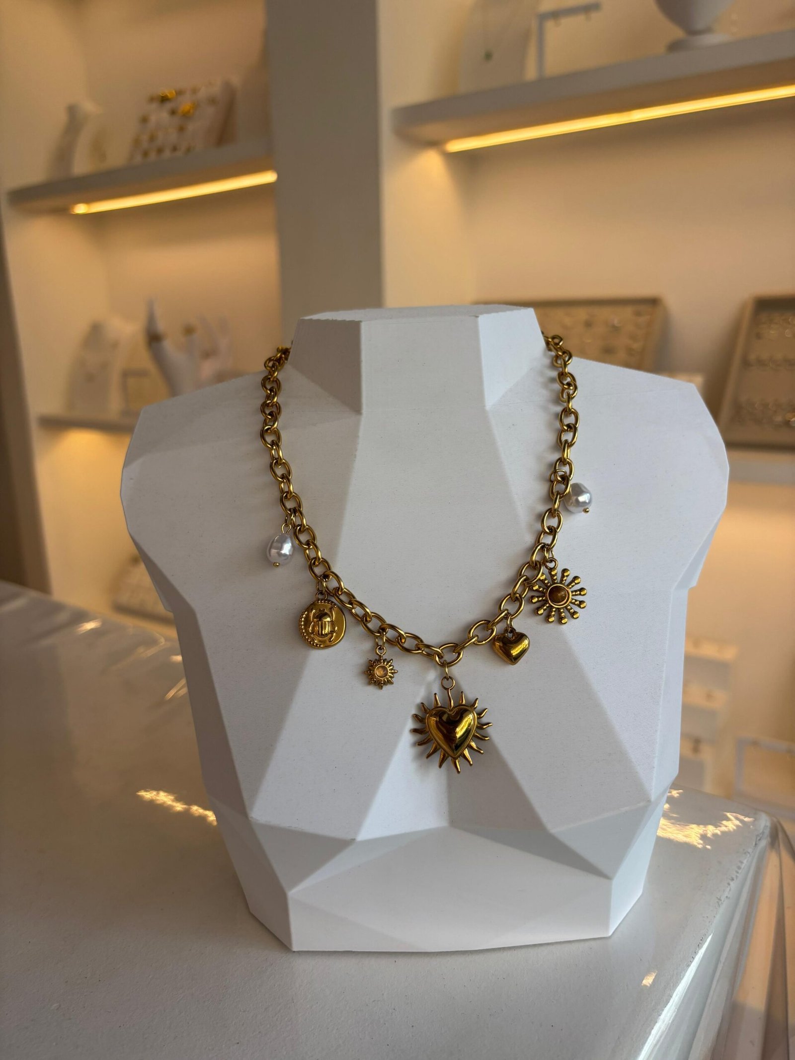 6e65b607-103f-4b5c-b070-0f1761b4e22f