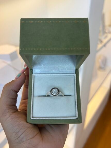 Anel Pandora Cravejada em Prata 925