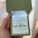 Anel Solitário Retangular Verde em Prata 925