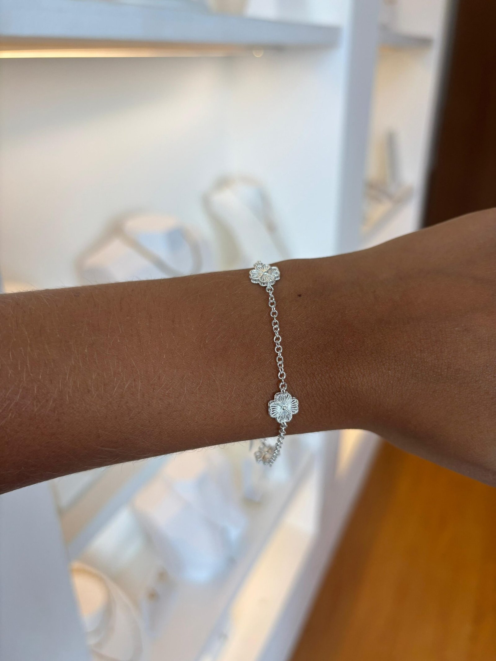 a036d7e6-5c81-41b9-8a03-1ef69e6958b4