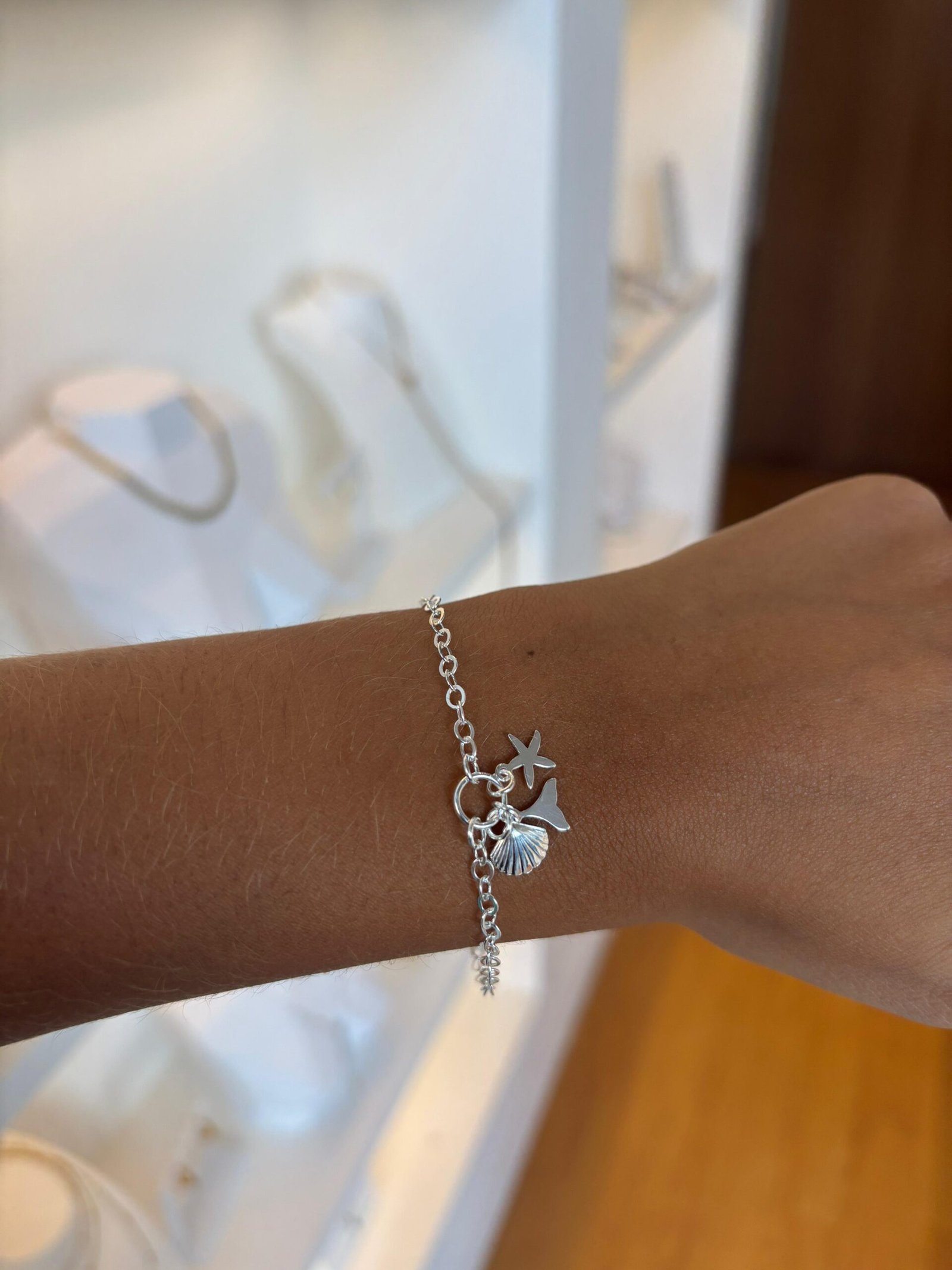 c4442464-8433-4cac-a051-670f8449a39d