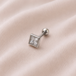 Piercing Trágus Quadrado